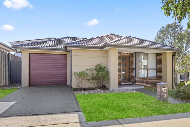 106 Matthew Bell Way, Jordan Springs NSW 2747