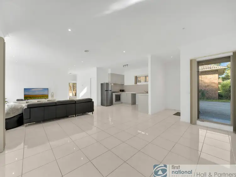Sixth view of Homely unit listing, 7A Gracilis Court, Endeavour Hills VIC 3802