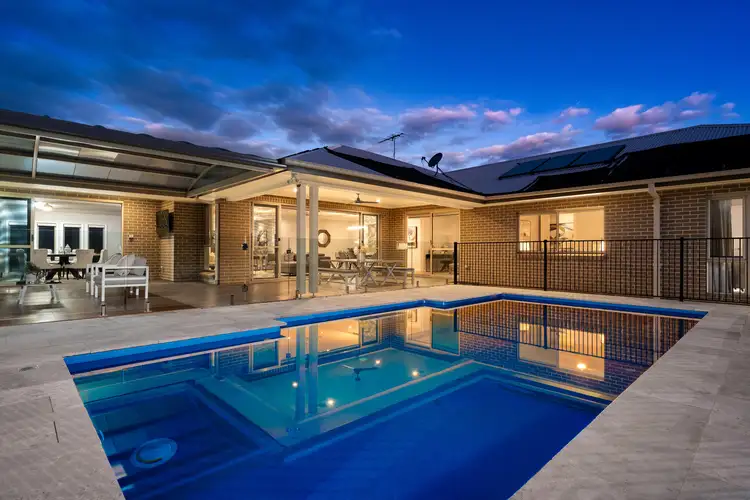 16 Medinah Avenue, Luddenham NSW 2745