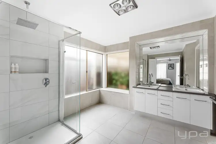 Sixth view of Homely house listing, 14 Ribera Court, Werribee VIC 3030