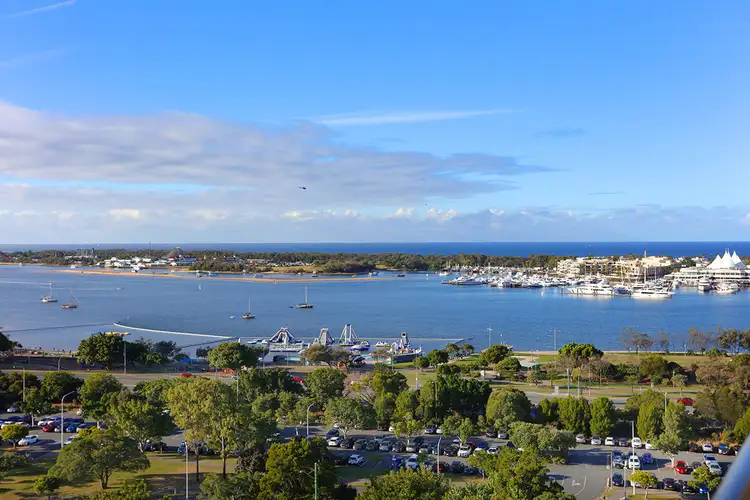 15B/10 Marine Parade
