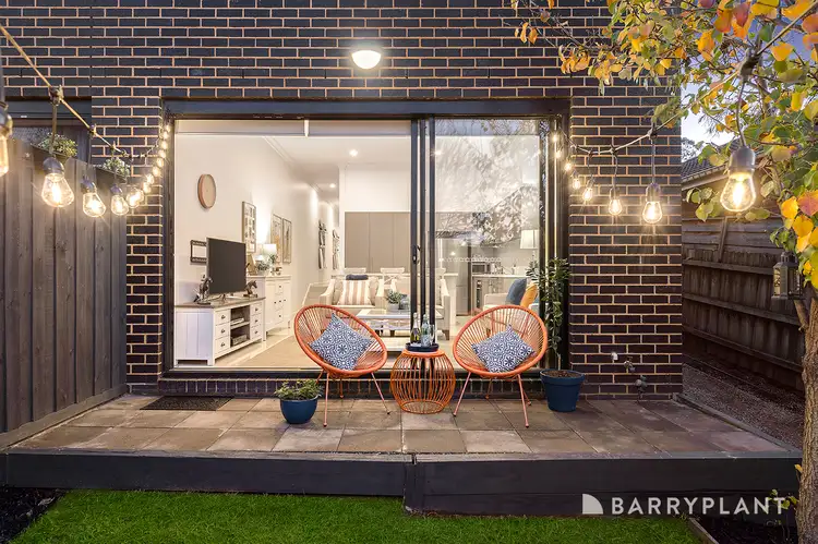 1 Demartini Close, Mooroolbark VIC 3138