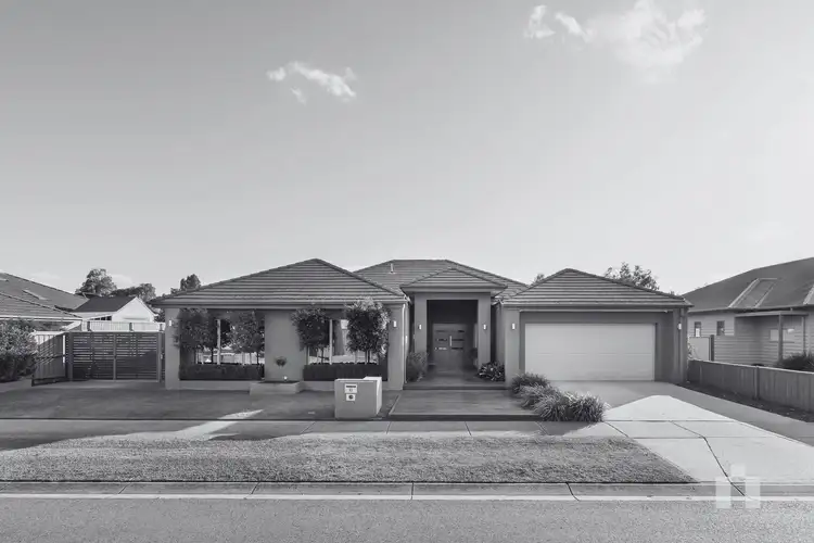 10 Braford Drive, Doreen VIC 3754