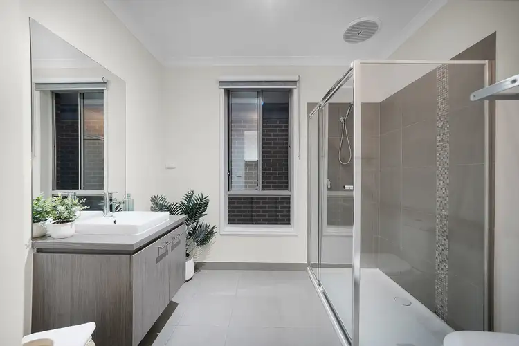 Sixth view of Homely house listing, 75 Parkhurst Drive, Cranbourne East VIC 3977