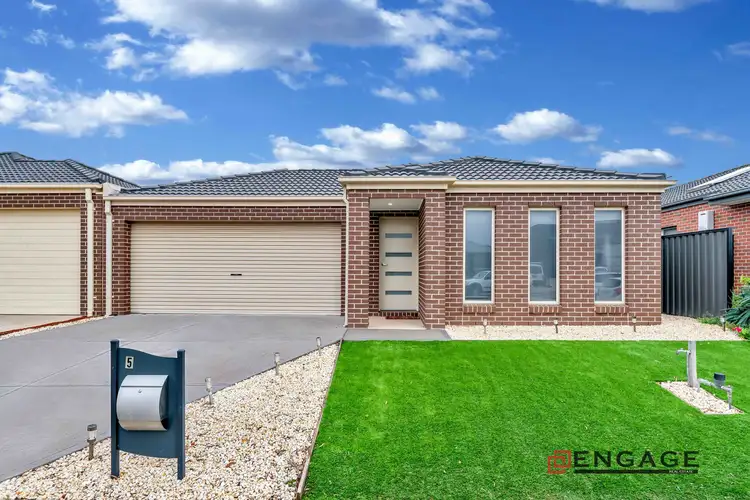 Main view of Homely house listing, 5 Duchess Court, Point Cook VIC 3030