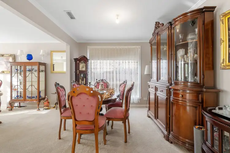 Fifth view of Homely house listing, 15 Glenbruar Drive, Hillside VIC 3037