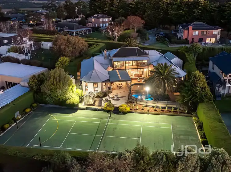 53 Rosedale Grove, Frankston South VIC 3199