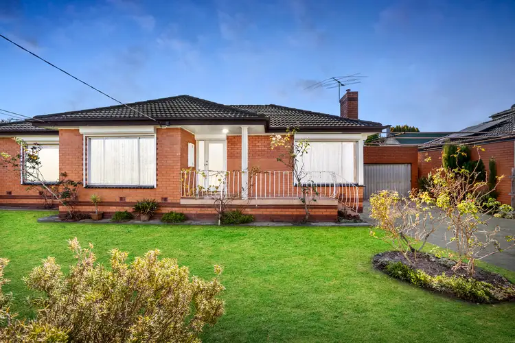 5 Delacombe Court, Cheltenham VIC 3192