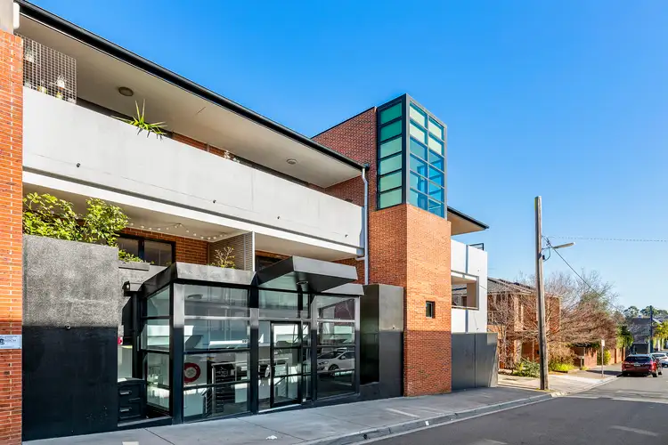 4/100 Mount Street, Kew VIC 3101
