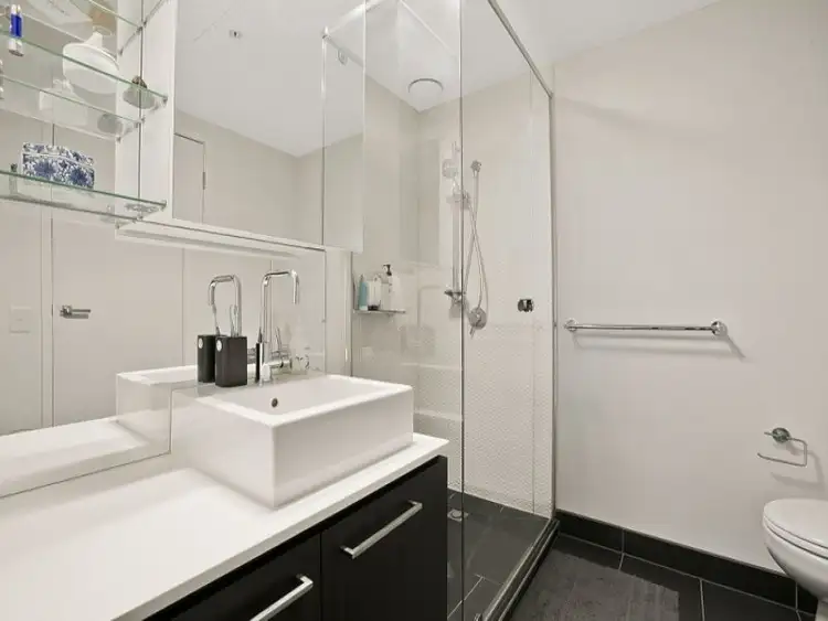 Fifth view of Homely apartment listing, 901/568 St Kilda Road, Melbourne VIC 3004