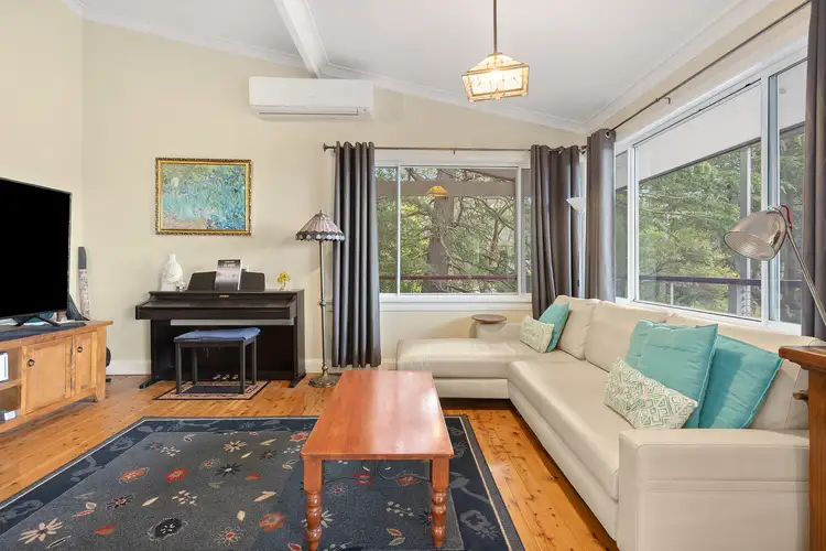 Fifth view of Homely house listing, 20 Araluen Avenue, Mount Kembla NSW 2526