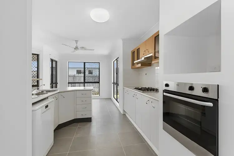 8 Concord Crescent, Kirwan QLD 4817