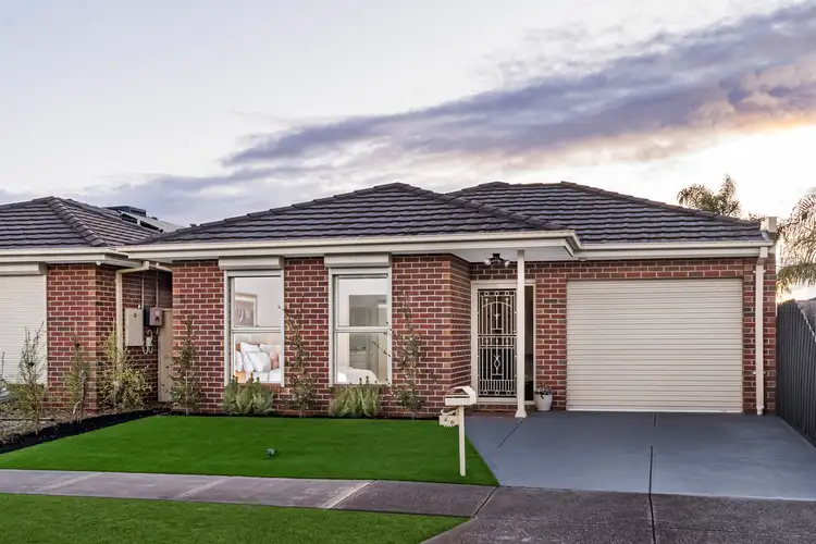 2/6 Jade Way, Hillside VIC 3037