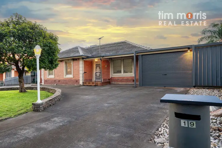 19 Dockett Road, Elizabeth Downs SA 5113