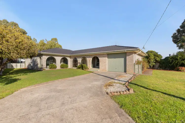 4 Bruce Court, Gisborne VIC 3437
