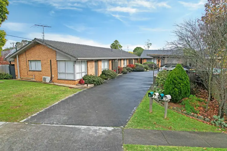 Second view of Homely unit listing, 3/11 Archibald Crescent, Warragul VIC 3820