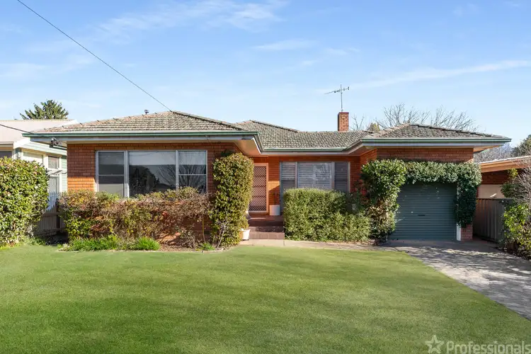 383 Lords Place, Orange NSW 2800