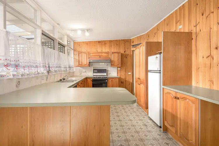 Fifth view of Homely house listing, 14 Paisley Drive, Frankston VIC 3199