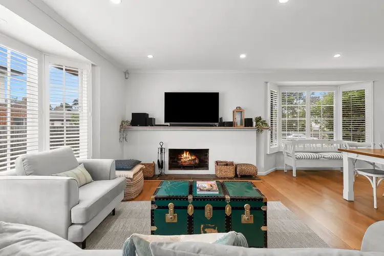 Second view of Homely house listing, 2 Tara Drive, Frankston VIC 3199
