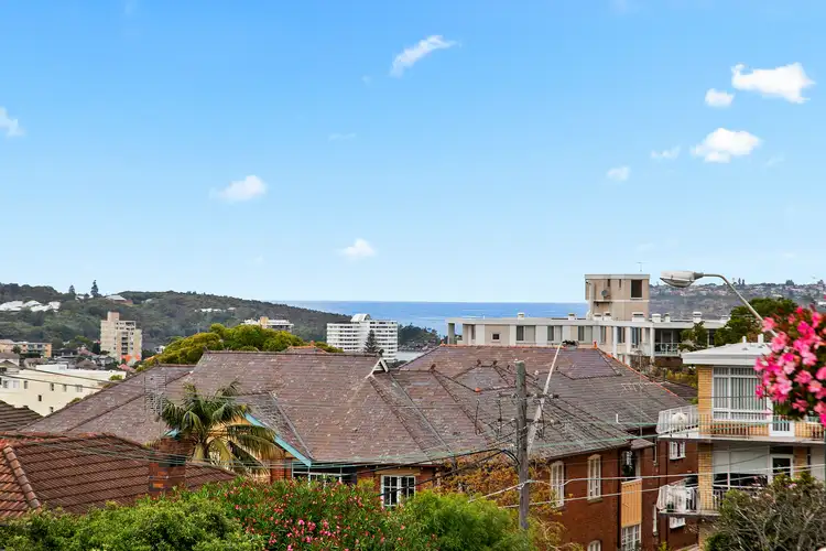 Third view of Homely apartment listing, 3/3 Parkview Road, Fairlight NSW 2094