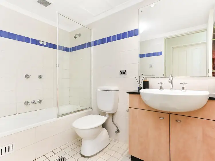 Fourth view of Homely apartment listing, 2/17-37 Lawrence Street, Alexandria NSW 2015