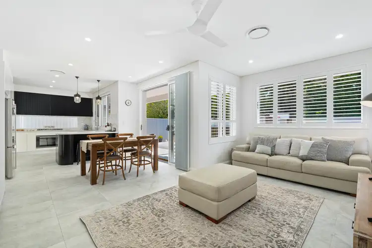 1/20 Hood Street, Ettalong Beach NSW 2257
