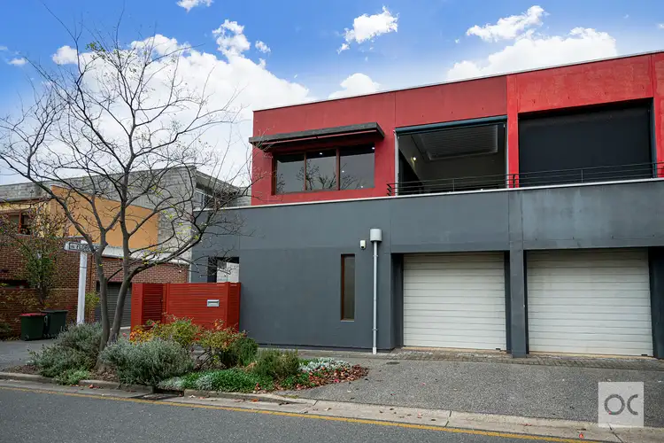 18 Florey Place