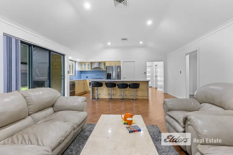 Fifth view of Homely house listing, 2 Wagtail Way, Collie WA 6225