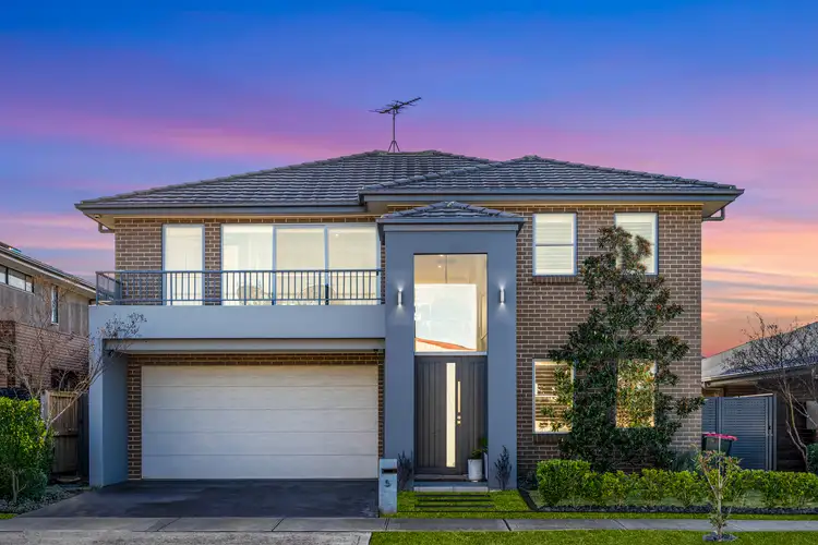 5 Mapleton Avenue