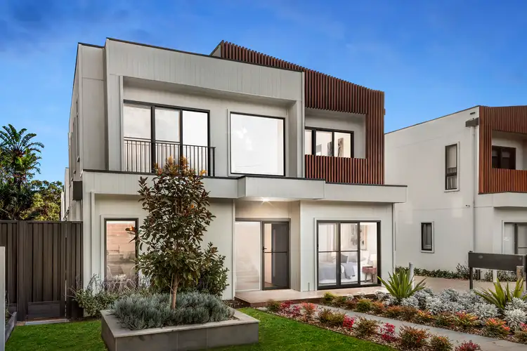Main view of Homely townhouse listing, 1/266 Jetty Road, Rosebud VIC 3939