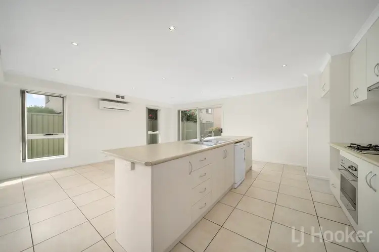 Sixth view of Homely townhouse listing, 1/20 Broughton Place, Queanbeyan NSW 2620