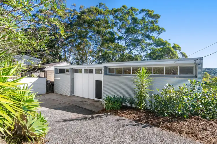 33 Hillcrest Street, Terrigal NSW 2260