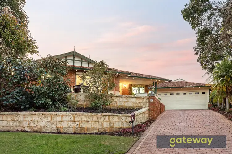 6 Oborne Court, Leeming WA 6149