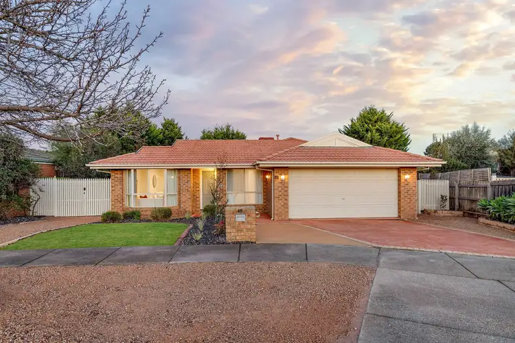 49 Kenswick Drive, Hillside VIC 3037