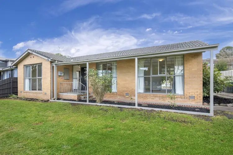 25 Karingal Drive, Frankston VIC 3199