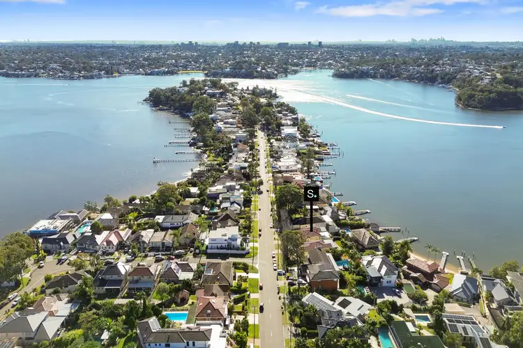 Second view of Homely semi-detached listing, 130A Kangaroo Point Road, Kangaroo Point NSW 2224