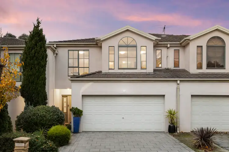 4 Arlington Walk, Vermont VIC 3133