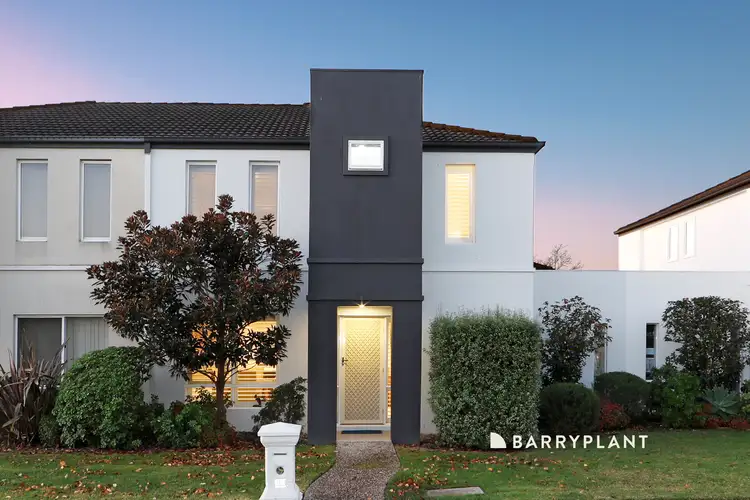 103 Sovereign Manors Crescent, Rowville VIC 3178