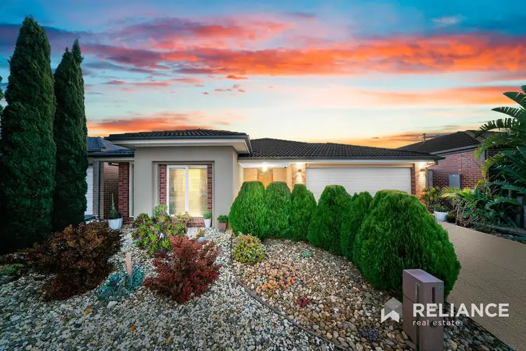 8 Whitecaps Avenue, Point Cook VIC 3030