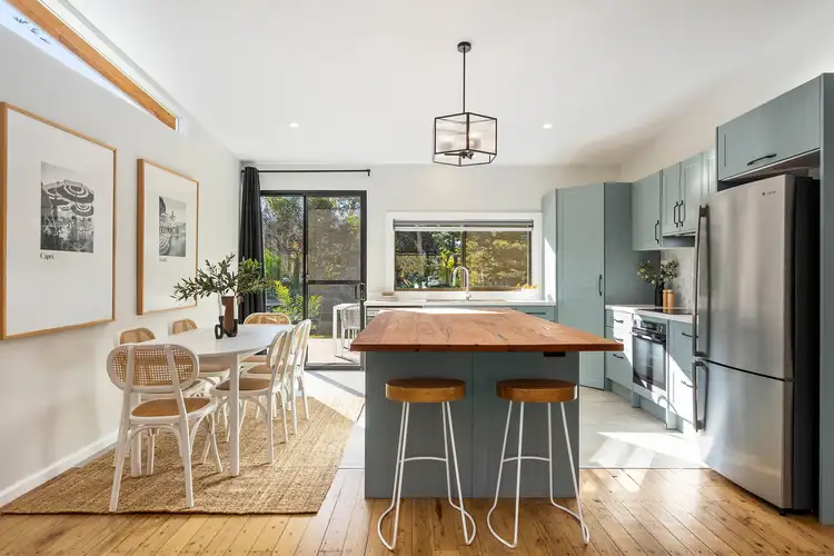 99 Hamilton Street, Fairy Meadow NSW 2519