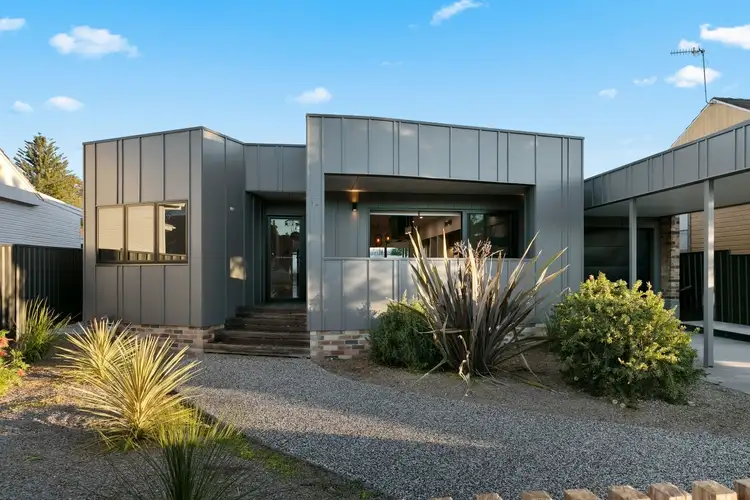 12 Inglis Street, Kotara South NSW 2289