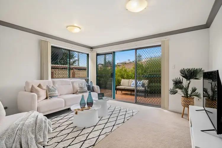 4/15-17 Carilla Street