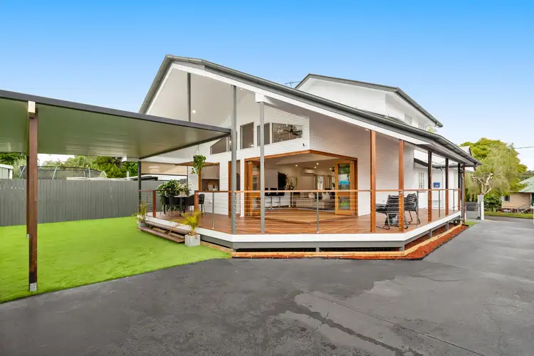 54 Roscoe Street, Holland Park QLD 4121