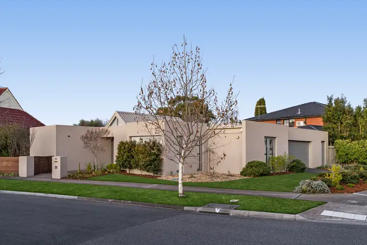42 Burrowye Crescent, Keilor VIC 3036