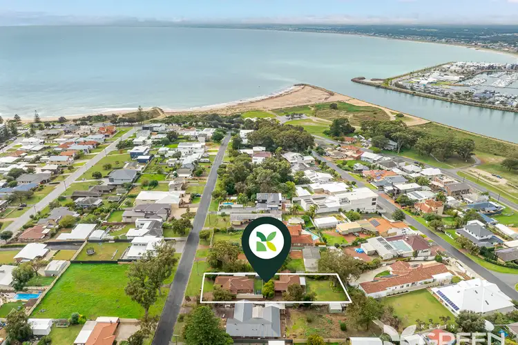 23 Peter Street, Halls Head WA 6210