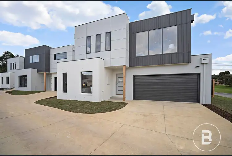 1/14 Brooksbank Court, Black Hill VIC 3350