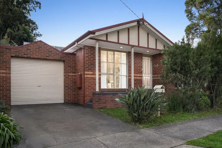 9 Ellison Street, Blackburn VIC 3130
