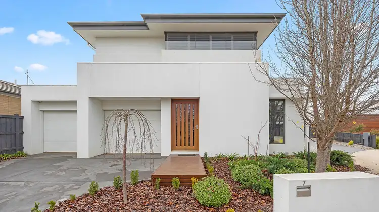 7 Sapphire Drive, Alfredton VIC 3350