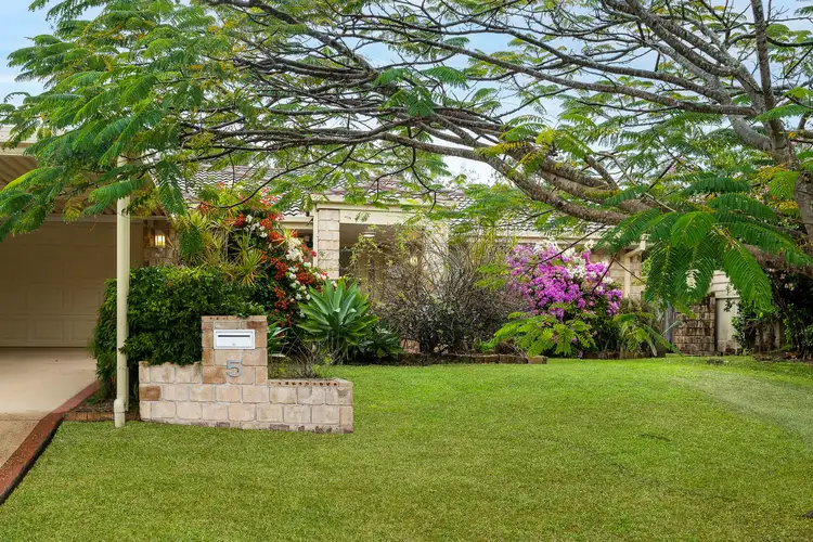 5 Cliff Salisbury Court, Samford Village QLD 4520