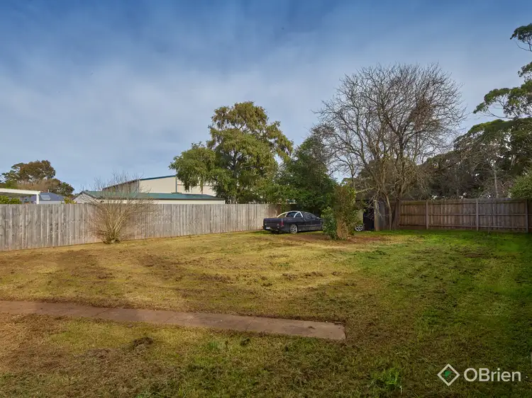 Second view of Homely house listing, 5 Mckindlay Street, Drouin VIC 3818